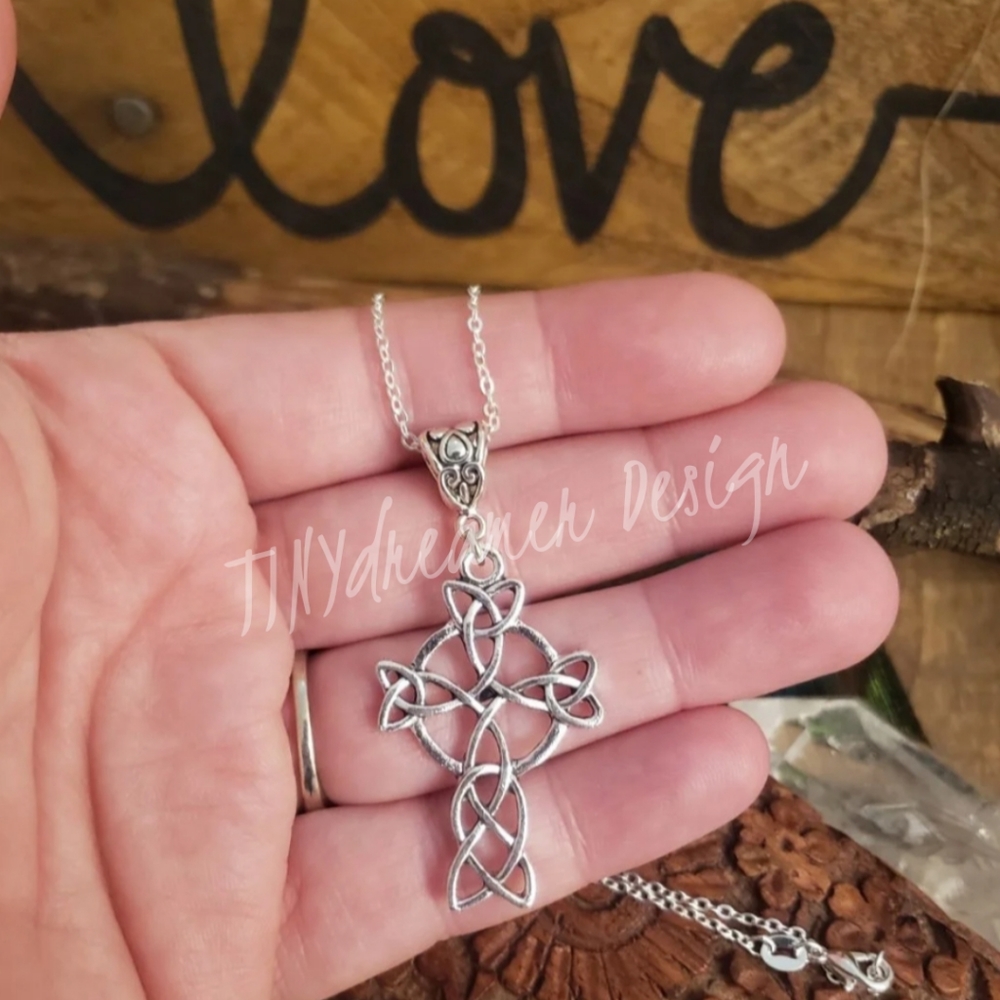 Celtic Cross Pendant 925 Silver Necklace Celtic Knot Circle Loop Eternity Symbol - Picture 5 of 11